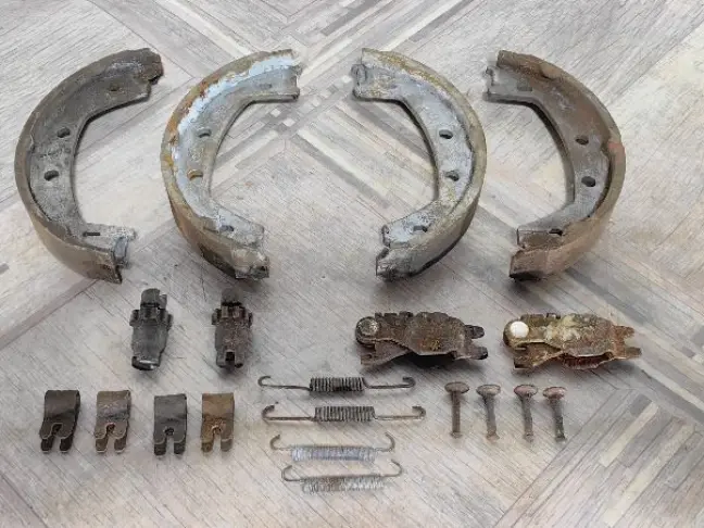 Механизм ручника 2 стороны Land Rover Freelander 2