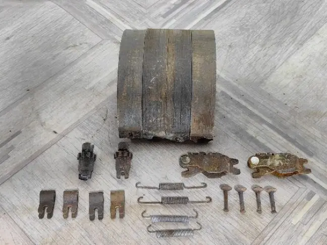 Механизм ручника 2 стороны Land Rover Freelander 2