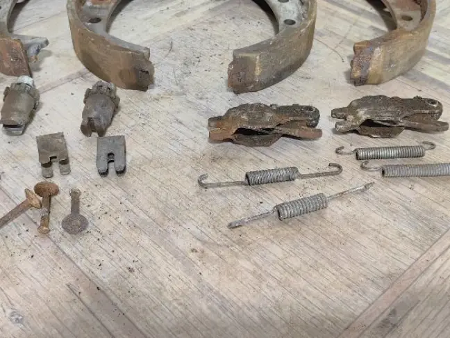 Механизм ручника 2 стороны Land Rover Freelander 2