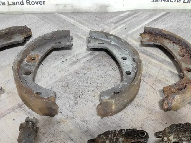 Механизм ручника 2 стороны Land Rover Freelander 2