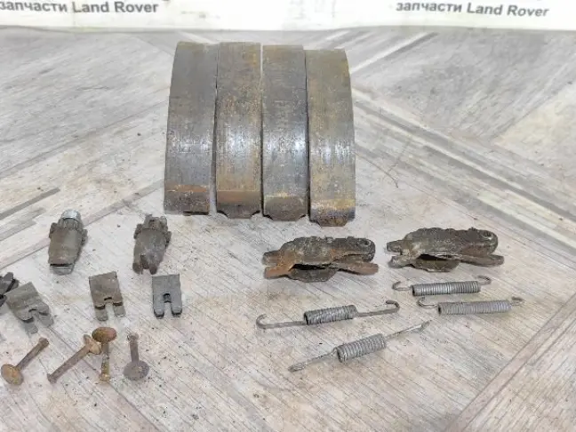 Механизм ручника 2 стороны Land Rover Freelander 2