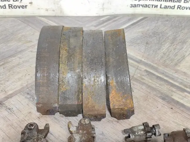 Механизм ручника 2 стороны Land Rover Freelander 2