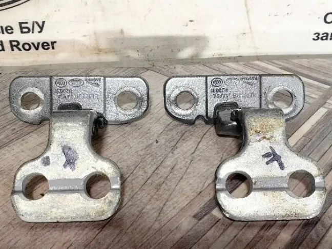 Петля двери правая Land Rover Freelander 2 L359