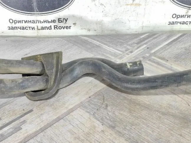 Патрубок охлаждения Land Rover Freelander 2