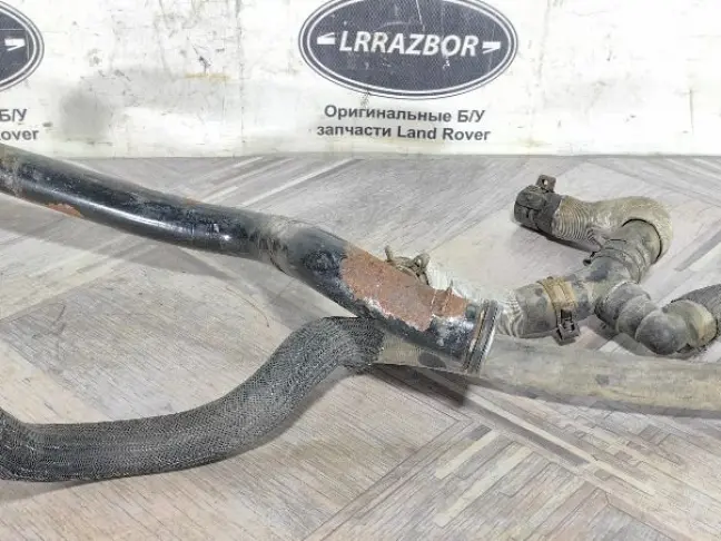 Патрубок охлаждения Land Rover Freelander 2 2.2