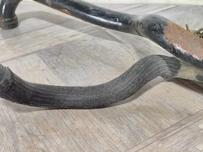 Патрубок охлаждения Land Rover Freelander 2 2.2