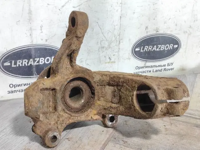 Кулак передний левый Land Rover Freelander 2.2