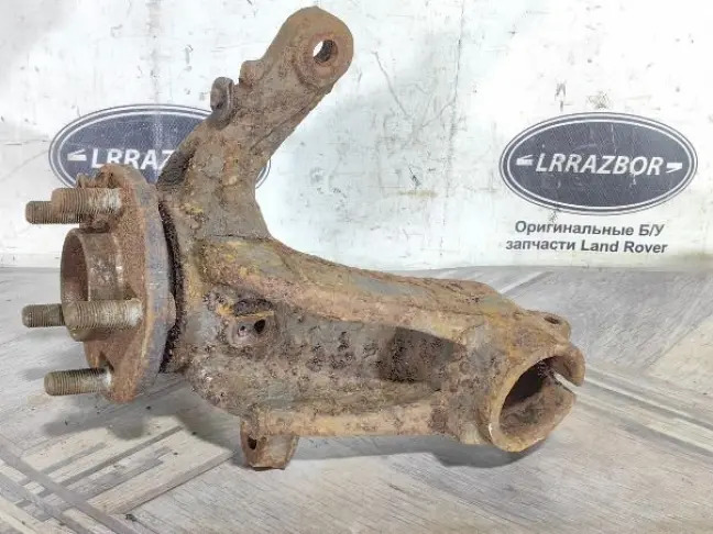 Кулак передний правый Land Rover Freelander 2.2