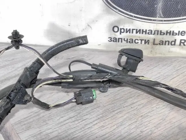 Форсунки омывателя стекла Land Rover Freelander 2