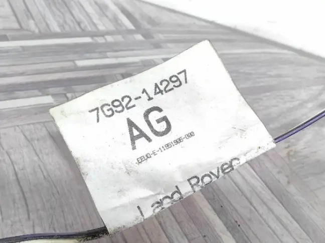 Форсунки омывателя стекла Land Rover Freelander 2