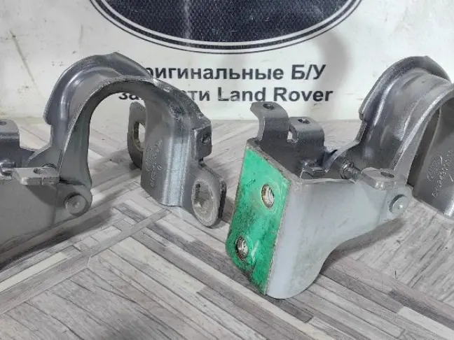 Петли крышки багажника Land Rover Freelander 2