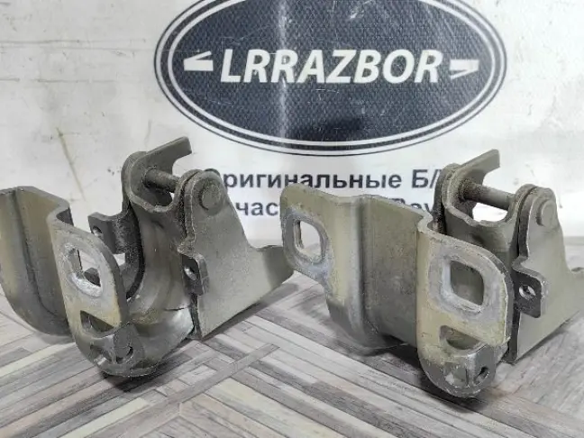 Петли крышки багажника Land Rover Freelander 2