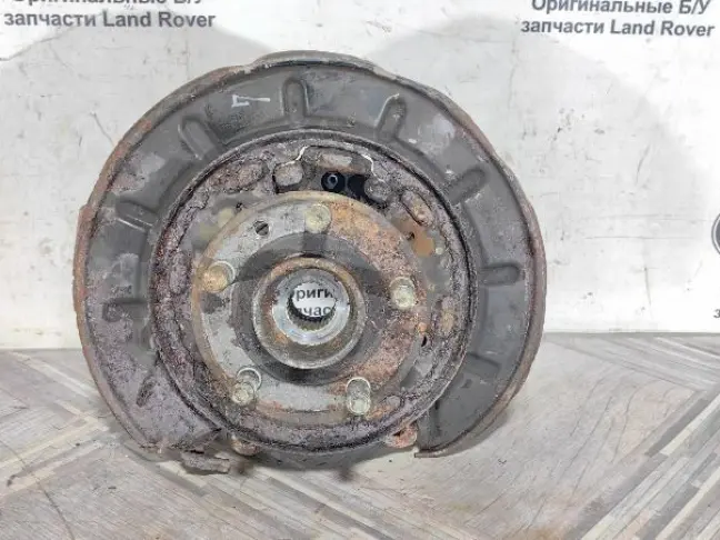 Кулак задний левый Land Rover Freelander 2 2.2