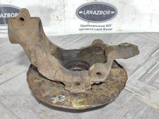 Кулак задний правый Land Rover Freelander 2 2.2