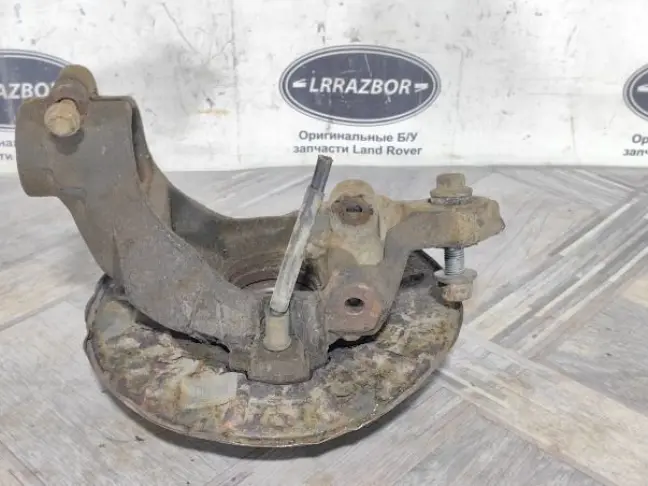 Кулак задний правый Land Rover Freelander 2 2.2