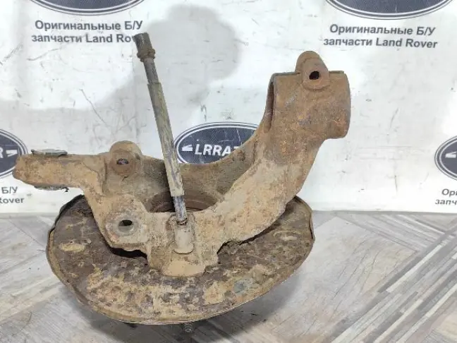 Кулак задний левый Land Rover Freelander 2 2.2