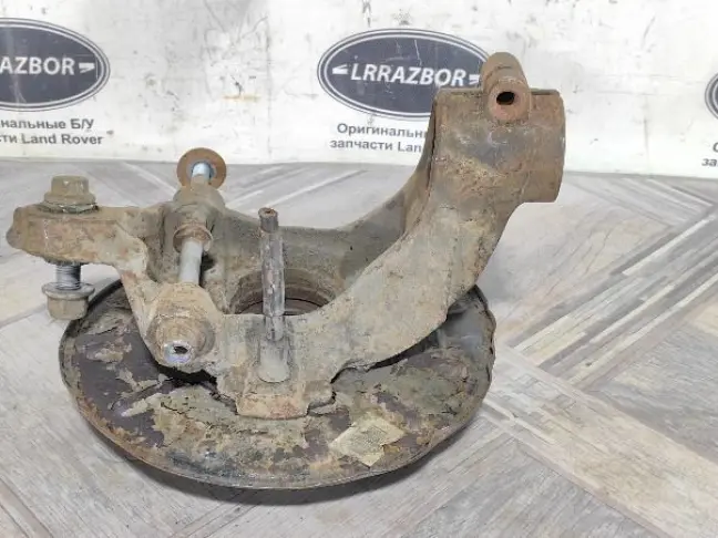 Кулак задний левый Land Rover Freelander 2 2.2