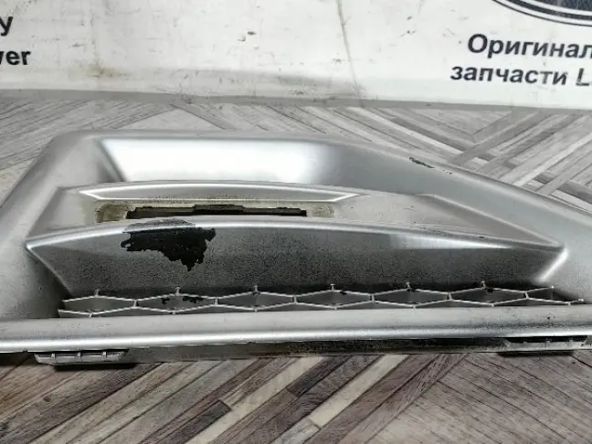 Решетка жабра левая Land Rover Freelander 2