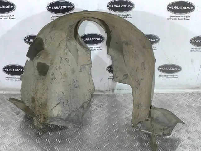 Подкрылок передний правый Range Rover L322 02-05