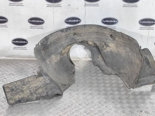 Подкрылок передний правый Range Rover L322 02-05