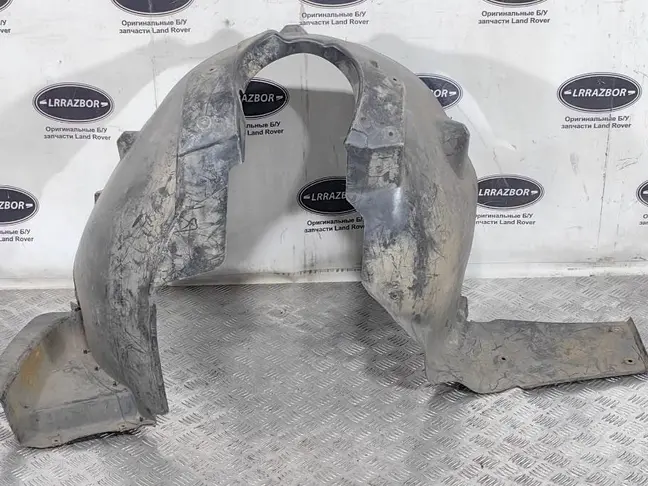 Подкрылок передний правый Range Rover L322 02-05