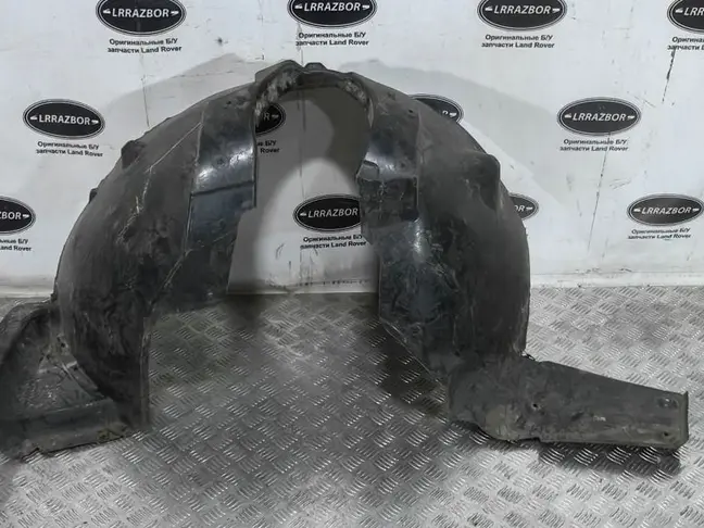 Подкрылок передний правый Range Rover L322 02-05