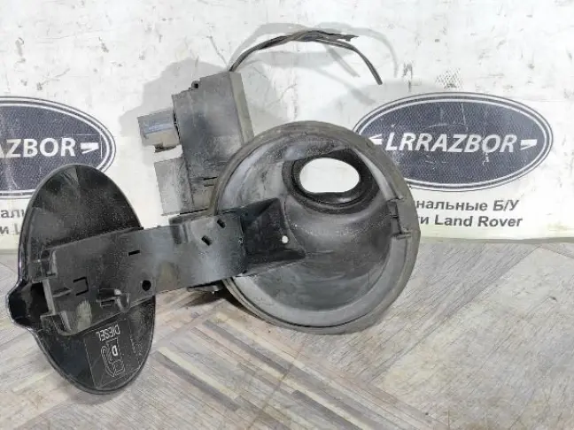 Лючок бензобака Land Rover Freelander 2 2.2