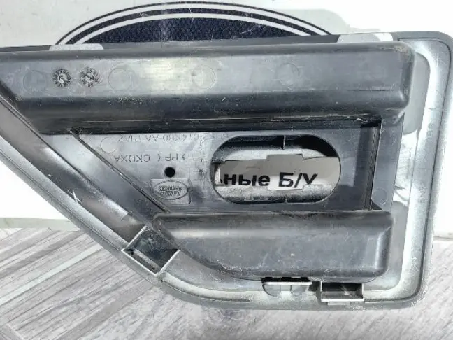 Решетка жабра правая Land Rover Freelander 2