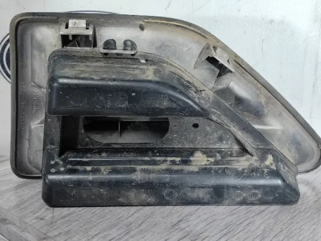 Решетка жабра правая Land Rover Freelander 2