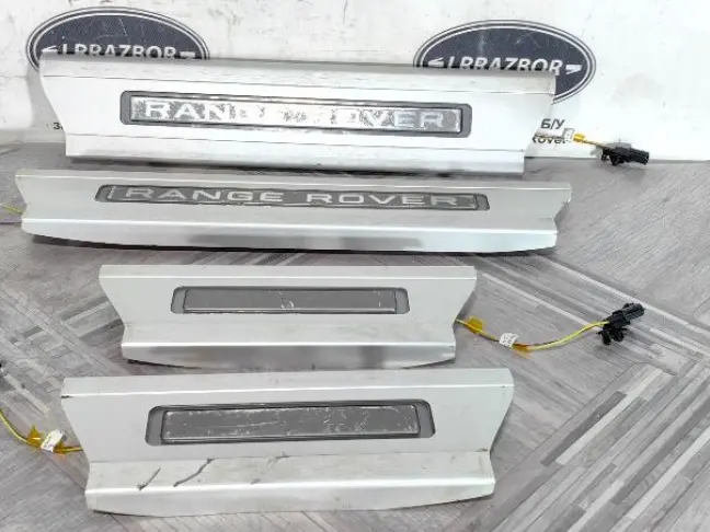 Накладки порогов салона Range Rover Sport 2 L494