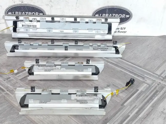 Накладки порогов салона Range Rover Sport 2 L494