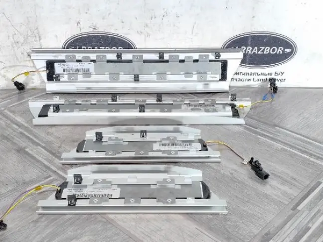 Накладки порогов салона Range Rover Sport 2 L494