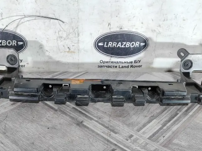 Кронштейн заднего бампера Range Rover Evoque L551