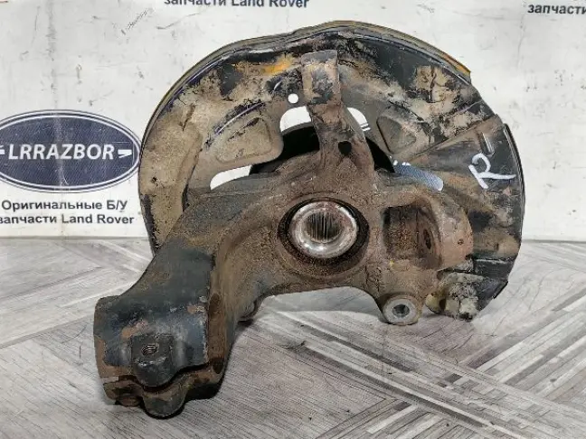 Кулак передний правый Land Rover Freelander 2.2