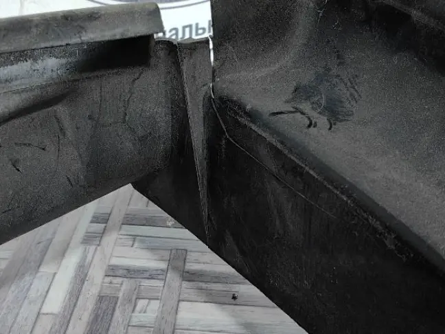 Диффузор радиатора Land Rover Freelander 2