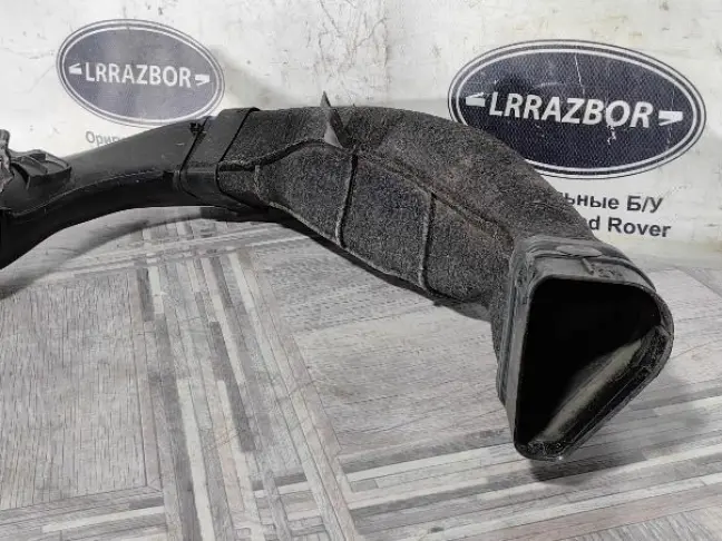 Патрубок воздушный Land Rover Freelander 2