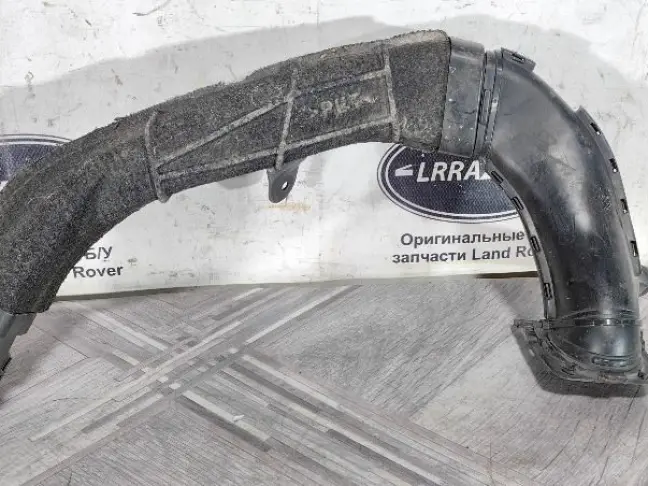 Патрубок воздушный Land Rover Freelander 2