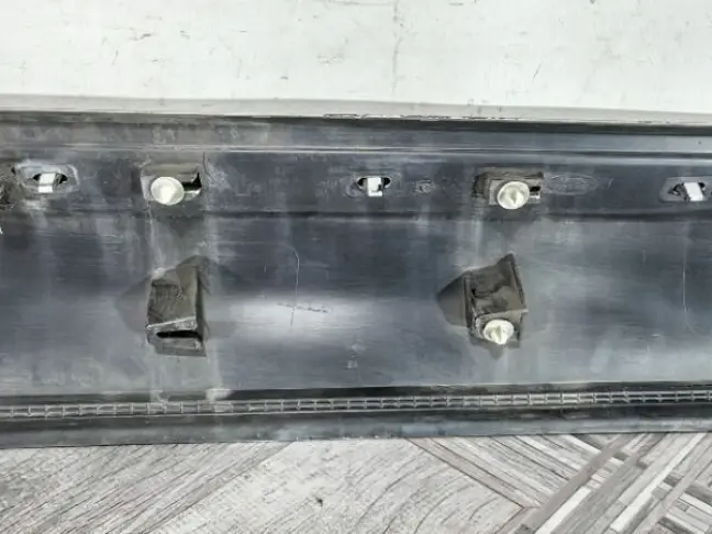 Молдинг левый передний Range Rover Evoque L538