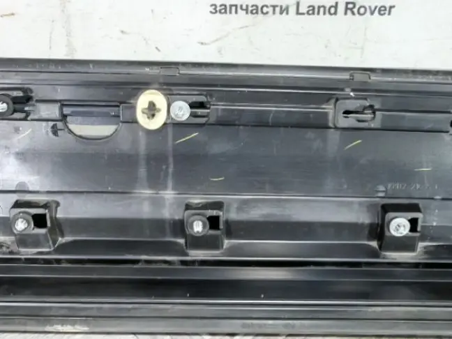 Молдинг двери передний  Range Rover Evoque L551