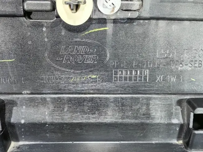 Молдинг двери передний  Range Rover Evoque L551