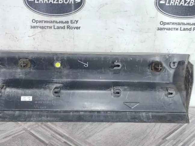 Молдинг правый задний Land Rover Freelander 2