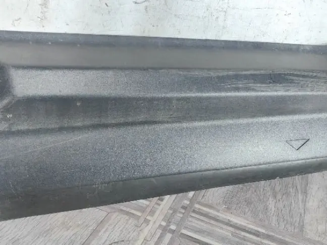 Молдинг левый задний Land Rover Freelander 2