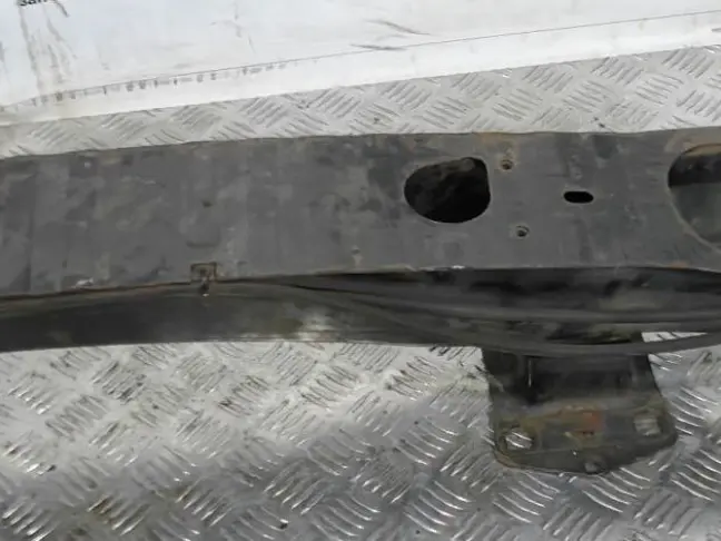 Усилитель переднего бампера Range Rover L322 02-05