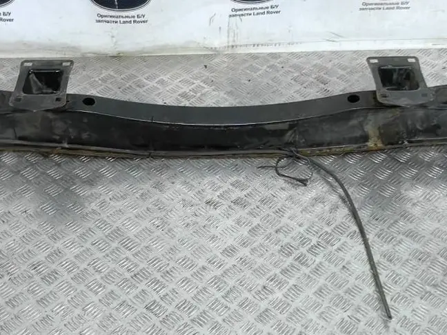 Усилитель переднего бампера Range Rover L322 05-09
