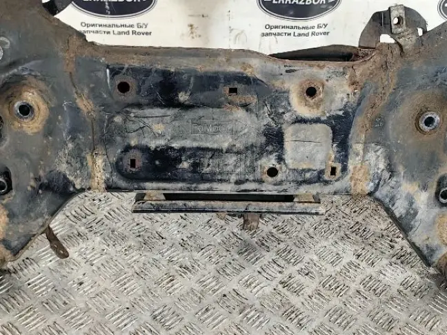Подрамник передний Land Rover Freelander 2