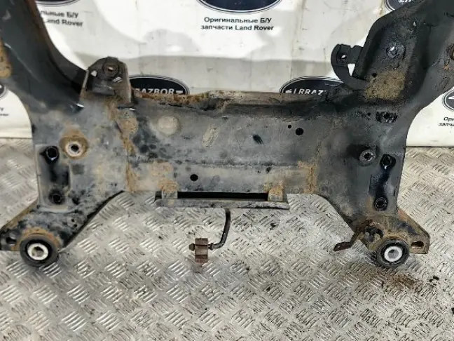 Подрамник передний Land Rover Freelander 2