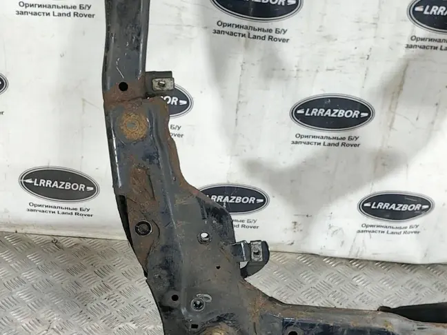 Подрамник передний Land Rover Freelander 2