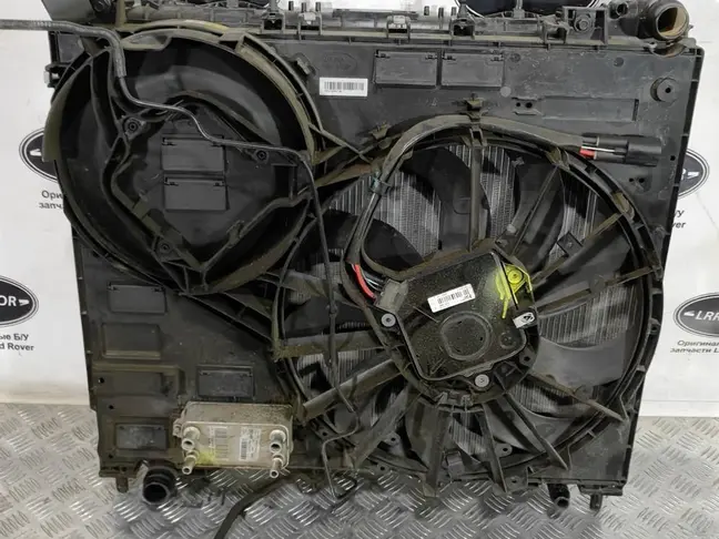 Кассета радиаторов Range Rover Sport 2 3.0 L494