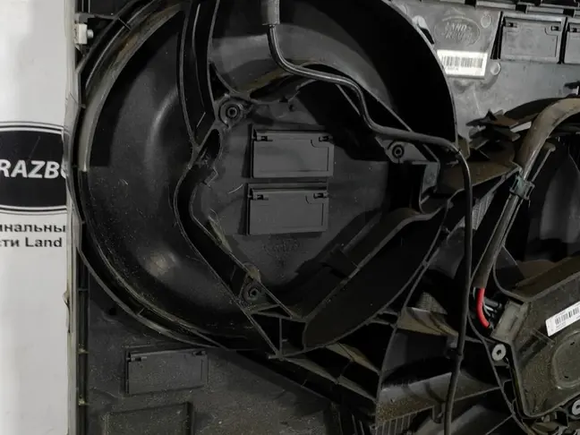 Кассета радиаторов Range Rover Sport 2 3.0 L494