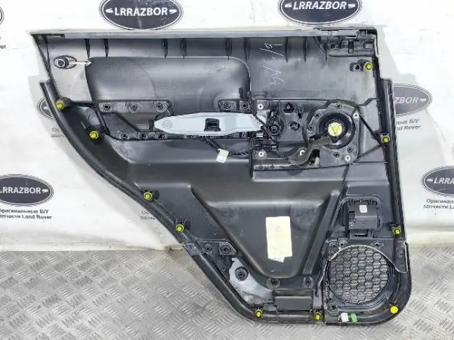 Дверная карта задняя правая Range Rover 3 L322